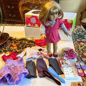 American Girl Doll, Very good condition
